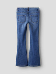 Jeans a zampa Scugnizzi 0-16 per bambina in denim blu medio con design a cinque tasche, vista posteriore.
