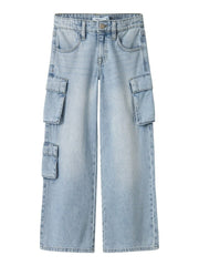 Pantaloni cargo in denim lavaggio chiaro Scugnizzi 0-16 con tasche laterali e vita regolabile per bambini