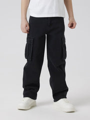 Pantaloni cargo in denim nero Scugnizzi 0-16 con tasche laterali per bambini, ideali per un look urbano e confortevole.