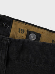 Dettaglio vita regolabile con elastico interno dei pantaloni cargo in denim nero Scugnizzi 0-16 per bambini
