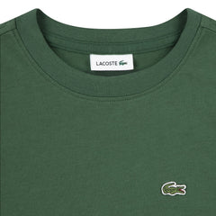 T-shirt verde in jersey di cotone Lacoste per bambini con logo del coccodrillo ricamato, venduta da Scugnizzi 0-16