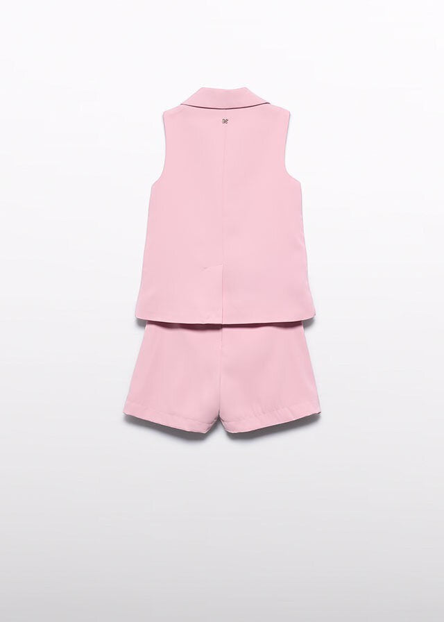 Completo rosa cipria Scugnizzi 0-16: giacca senza maniche con revers e pantaloncini sartoriali.